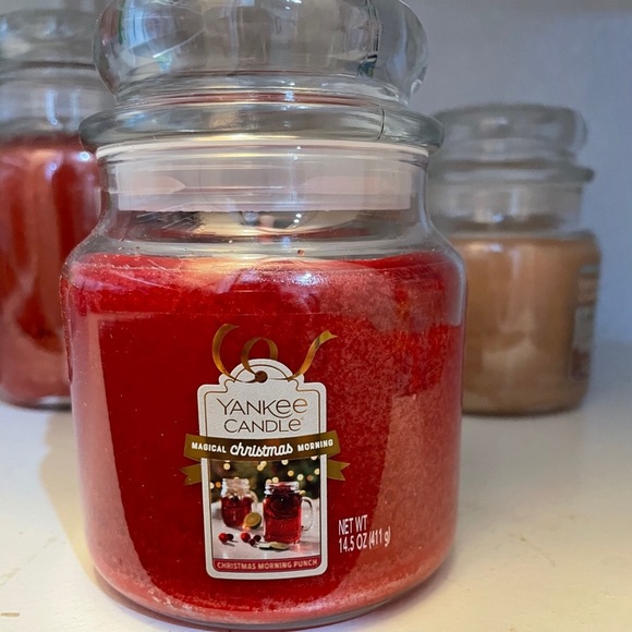 Yankee Candle medium Christmas punch